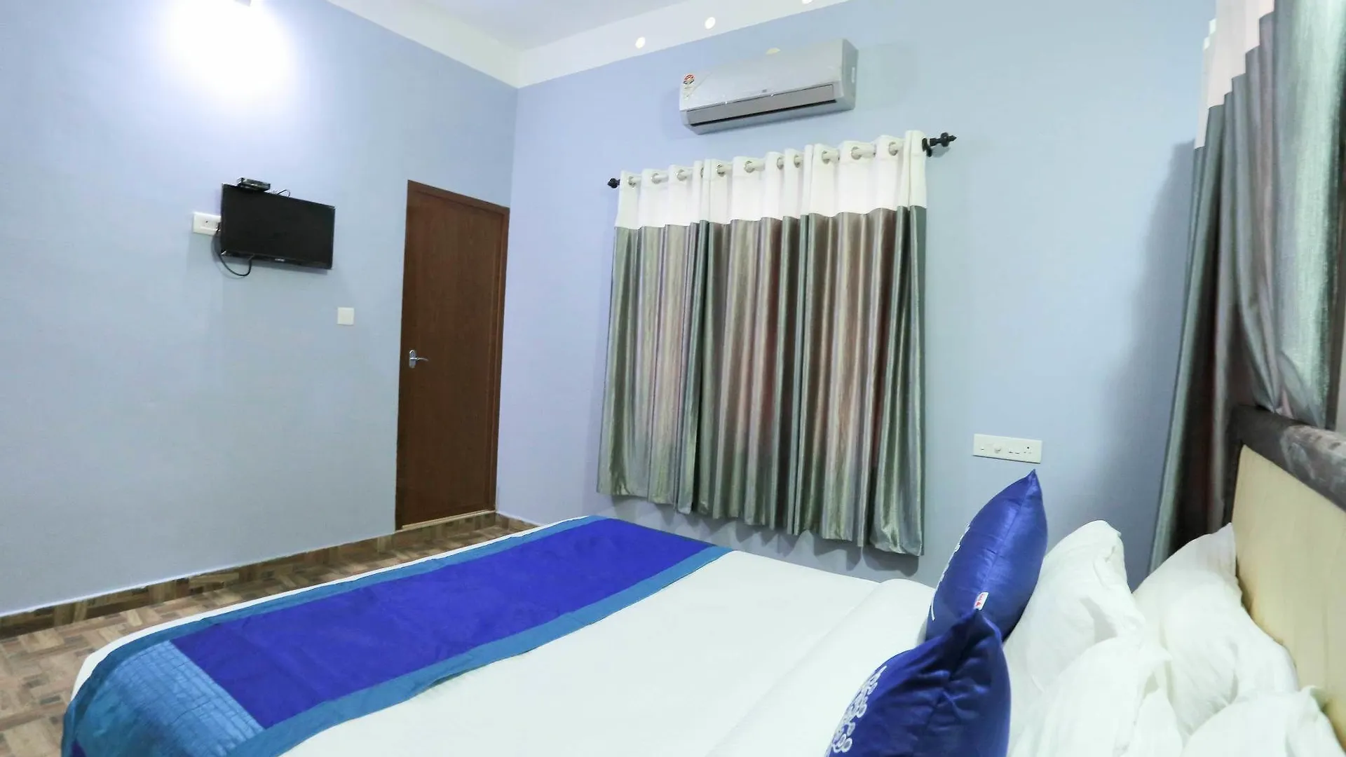 Oyo 4864 Ragam Resort Alappuzha Hotel
